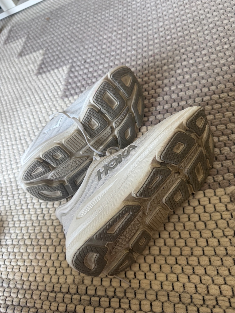 Hoka Women's Bondi 9 size 8.5 Running Shoes - Picture 5 of 5